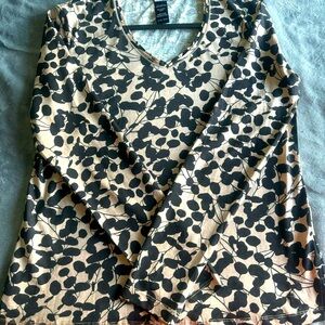 NWOT OLSEN Print longsleeve t/ blouse
